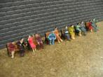 setje van 12 zittende poppetjes, H0 1:87, Hobby en Vrije tijd, Overige merken, Natuur, Gelijkstroom of Wisselstroom, Nieuw