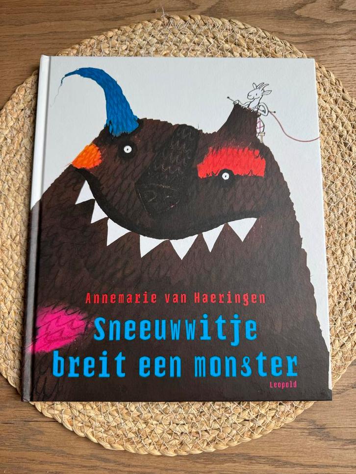 Annemarie van Haeringen - Sneeuwwitje breit een monster, Boeken, Prentenboeken en Plaatjesalbums, Nieuw, Prentenboek, Ophalen of Verzenden