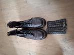 Dr. Martens maat 38, Kleding | Dames, Schoenen, Ophalen of Verzenden, Zo goed als nieuw, Rood