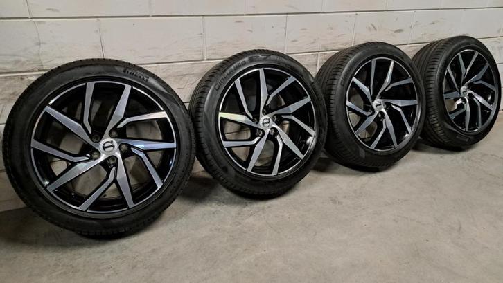 R-Design bi-color velgen Volvo V60 S60 235/45/18 top set!, Auto-onderdelen, Banden en Velgen, Banden en Velgen, Zomerbanden, 18 inch