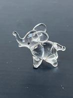 Glazen miniatuur olifant 3 cm, Antiek en Kunst, Ophalen of Verzenden