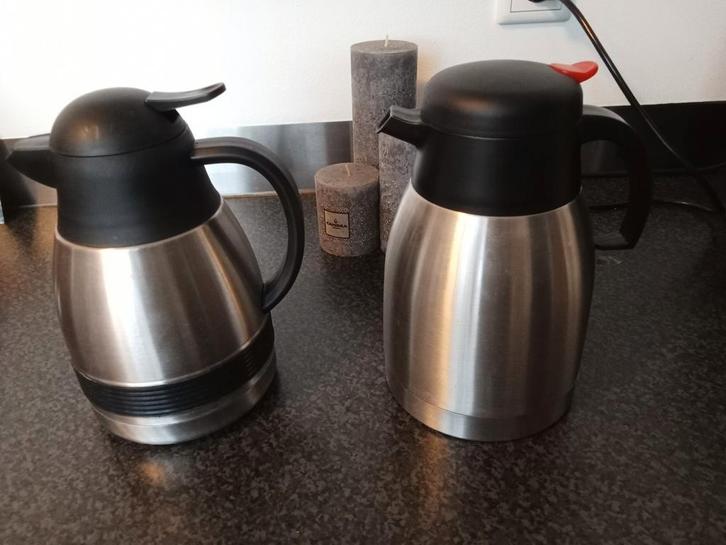 Twee Thermoskannen - Goede Staat, Huis en Inrichting, Keuken | Keukenbenodigdheden, Gebruikt, Ophalen of Verzenden