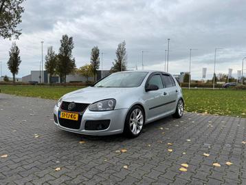 Volkswagen Golf 1.6 16V FSI 85KW 5D 2006 Grijs beschikbaar voor biedingen
