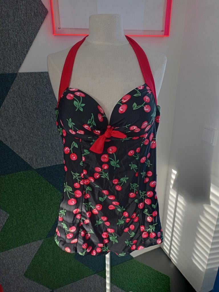 Mooi badpak met kersen motief maat XL, Kleding | Dames, Badmode en Zwemkleding, Ophalen, Zo goed als nieuw, Zwart, Badpak