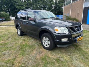 Ford Explorer XLT - 7 persoons - nieuwe APK - Bouwj. 2010 beschikbaar voor biedingen