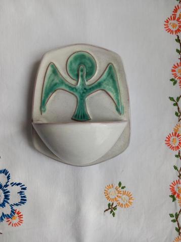 Wijwaterbakje Bree keramiek.  beschikbaar voor biedingen