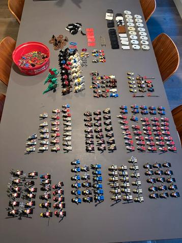 Lego ridders, kasteel, wapens en veel meer! beschikbaar voor biedingen