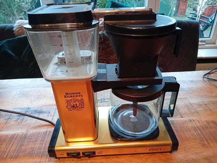 Vintage Douwe Egberts Moccamaster goud., Witgoed en Apparatuur, Koffiezetapparaten, Gebruikt, Gemalen koffie, Koffiemachine, 10 kopjes of meer