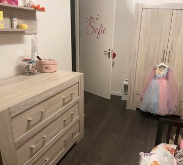  Te koop: Palermo kinderkamer – kledingkast & commode!  beschikbaar voor biedingen