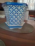 Antieke bloempot blauw wit met onderschotel, Ophalen of Verzenden