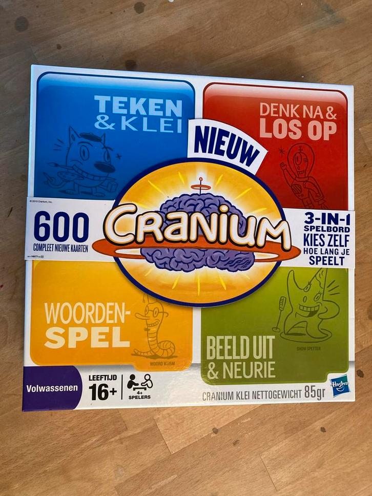 Cranium Bordspel Hasbro - Nieuw in Doos!, Hobby en Vrije tijd, Gezelschapsspellen | Bordspellen, Nieuw, Drie of vier spelers, Ophalen of Verzenden