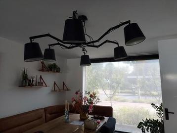 Hanglamp/spinlamp beschikbaar voor biedingen