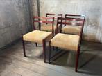4 vintage teak stoelen, scandinavisch design., Verzenden, Zo goed als nieuw, Bruin