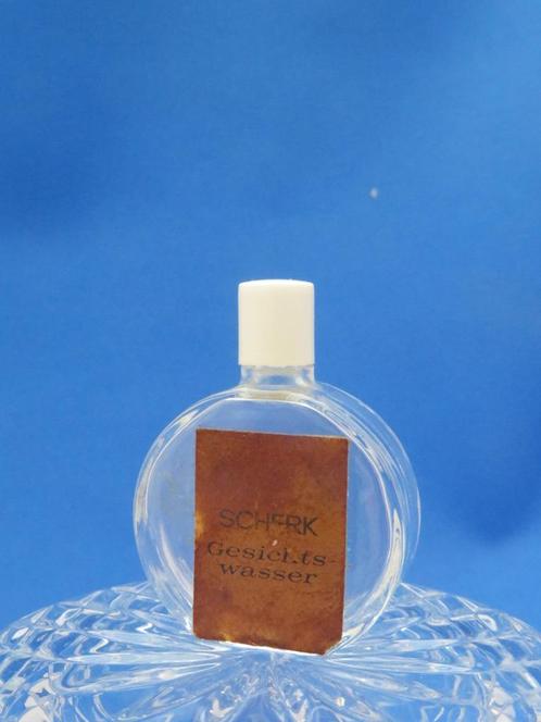 Mini - SCHERK - Gesichtswasser - 5ml - eau - 4,4cm, Verzamelen, Parfumverzamelingen, Gebruikt, Miniatuur, Gevuld, Ophalen of Verzenden
