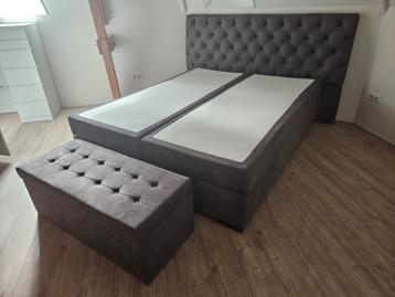 Hoogwaardige boxspring 180x220  beschikbaar voor biedingen