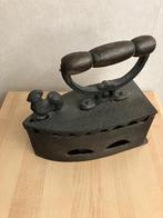 Antiek kolen strijkijzer, Antiek en Kunst, Antiek | Gereedschap en Instrumenten, Ophalen
