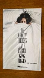 De vrouw die een jaar in bed ging liggen, Ophalen of Verzenden, Zo goed als nieuw, Verhalen