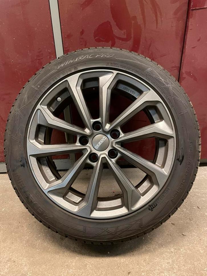 Velgen met winterbanden, Auto-onderdelen, Banden en Velgen, Banden en Velgen, Winterbanden, 18 inch, 215 mm, Personenwagen, Gebruikt