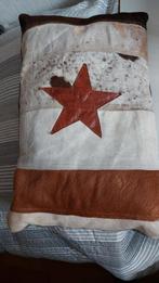 Decoratief kussen met ster, Ophalen of Verzenden, Zo goed als nieuw, Bruin, Rechthoekig