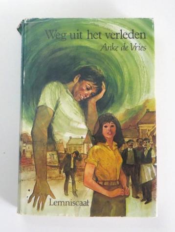  Lemniscaat 2164: Anke de Vries - Weg uit het verleden 12+  beschikbaar voor biedingen