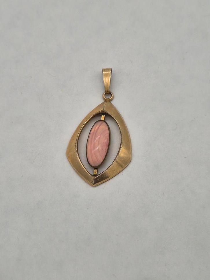 Vintage Hanger met Roze Steen, Sieraden, Tassen en Uiterlijk, Broches, Gebruikt, Goud, Goud, 4 tot 7 cm, Met edelsteen, Verzenden