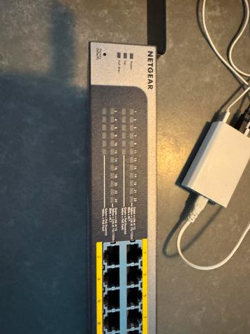 Netgear JGS524PE 24-poorts PoE switch beschikbaar voor biedingen