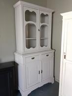 Fraaie antieke kast met prachtige vorm in de glasdeuren., Huis en Inrichting, Kasten | Buffetkasten, Ophalen of Verzenden, Gebruikt