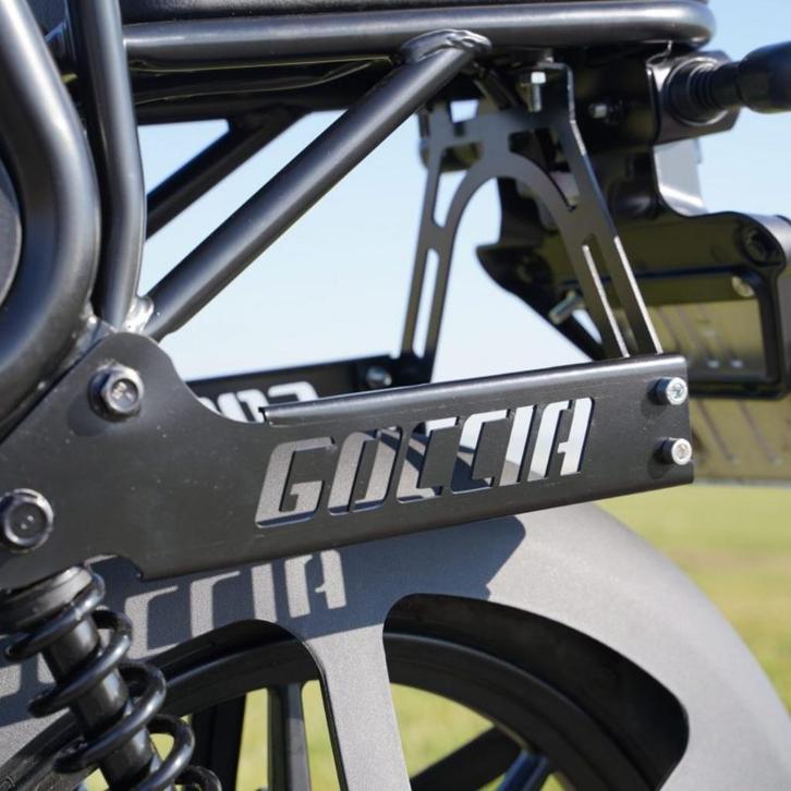 NIEUW Tassen afstandhouder AGM Goccia GEV1000 GEV1200, Fietsen en Brommers, Brommers | Tuning en Styling, Nieuw, Ophalen of Verzenden