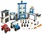 GEWELDIG Politiebureau LEGO 60246, Kinderen en Baby's, Speelgoed | Duplo en Lego, Ophalen of Verzenden, Zo goed als nieuw, Complete set
