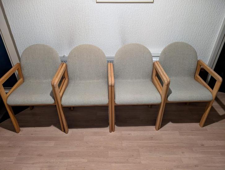 4stuks Vintage 1980's Gordon Russell Beech stoelen, Huis en Inrichting, Stoelen, Zo goed als nieuw, Stof, Bruin, Ophalen