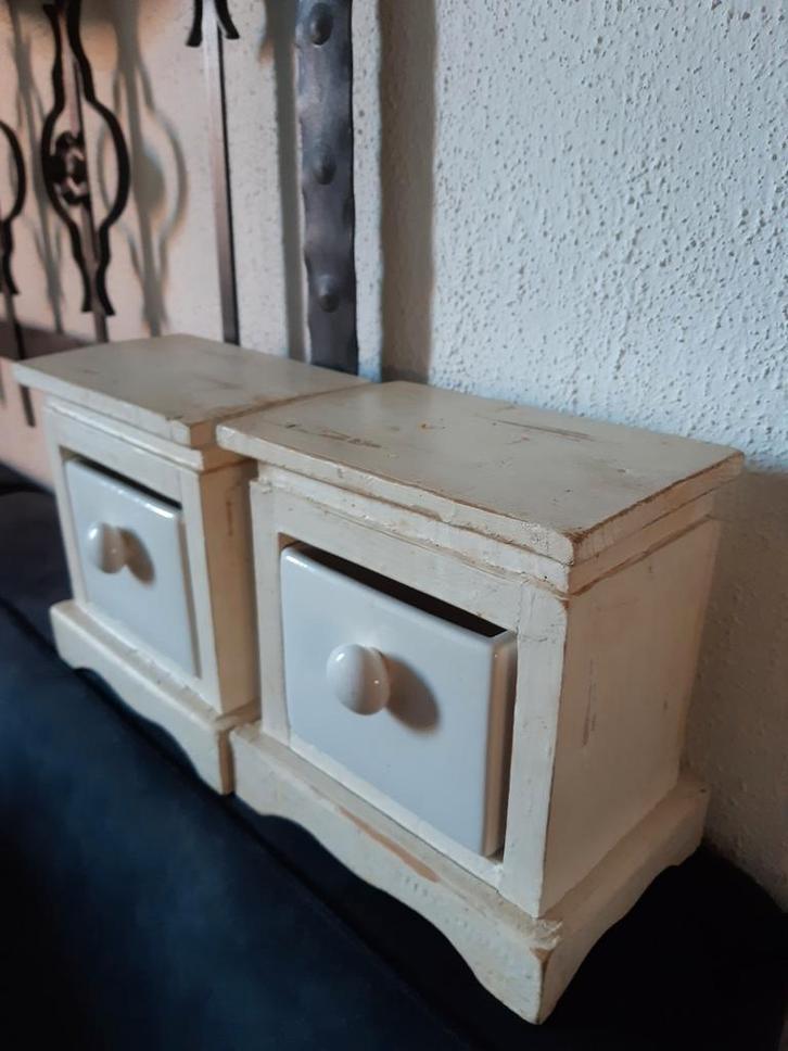 Houten"(Grutters)kastje"porselein zeep-bakje,,stoer brocante, Antiek en Kunst, Curiosa en Brocante, Ophalen of Verzenden