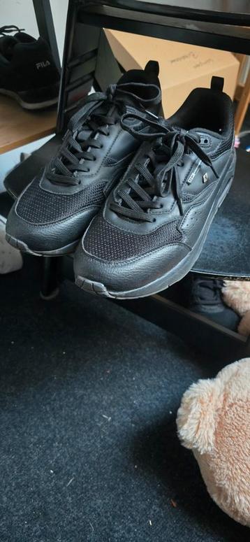 British Knight, sneakers beschikbaar voor biedingen