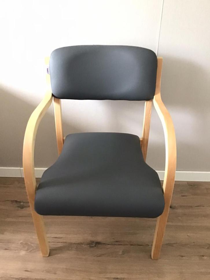 Stevige stoel, Huis en Inrichting, Stoelen, Eén, Overige kleuren, Ophalen