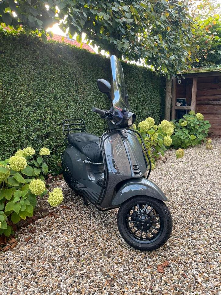 Vespa Sprint in topconditie!, Fietsen en Brommers, Scooters | Vespa, Zo goed als nieuw, Vespa S, Maximaal 45 km/u, Benzine, Ophalen