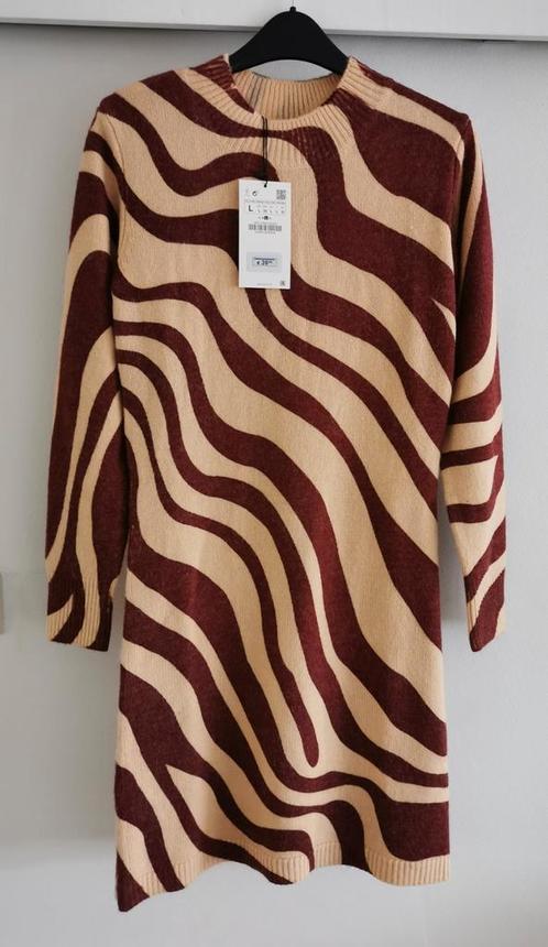 ZARA tricot jurk mt. M, Kleding | Dames, Jurken, Nieuw, Maat 38/40 (M), Overige kleuren, Boven de knie, Verzenden