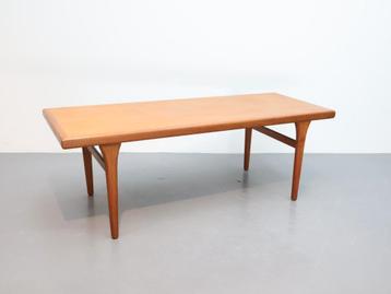 Grote vintage salontafel Denemarken teak beschikbaar voor biedingen