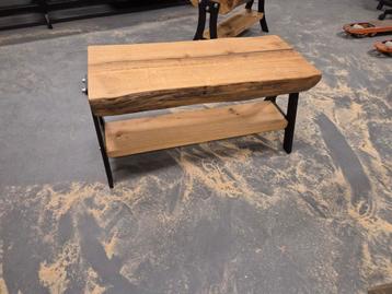 Robuuste industriele eikenhouten salontafel/bankje/tv meubel beschikbaar voor biedingen