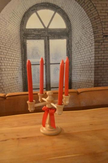 mooie Zweedse retro blankhouten staande kerstkandelaar  beschikbaar voor biedingen