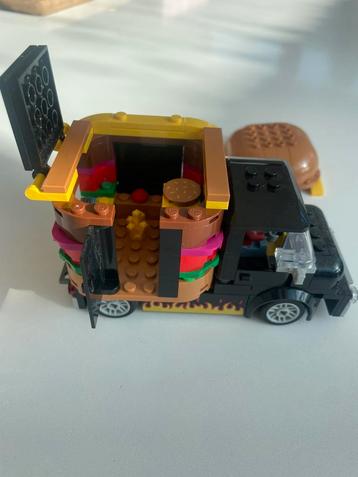 Hamburger lego auto 60404 beschikbaar voor biedingen