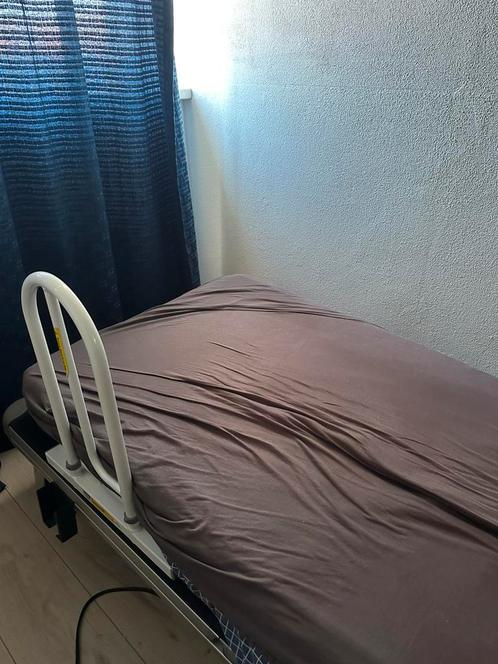 Easy rail Bedbeugel/bedhek /niet uit bed vallen /hulpmiddel, Diversen, Verpleegmiddelen, Zo goed als nieuw, Ophalen of Verzenden