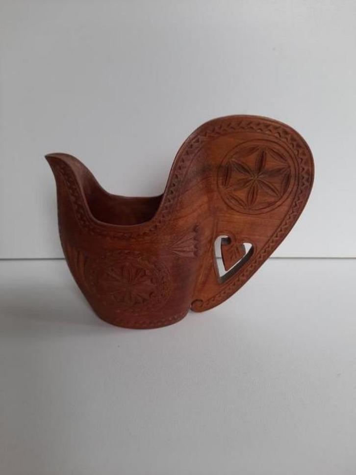 handgesneden herdersbeker - huwelijksbeker . volkskunst, Antiek en Kunst, Curiosa en Brocante, Ophalen of Verzenden