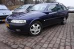 Opel Vectra Wagon 1.6i-16V GL apk 23-12-2025 goed rijdend tr, 65 €/maand, Gebruikt, 4 cilinders, Blauw