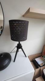 Stijlvolle Tafellamp met Tripod Voet, Ophalen, 50 tot 75 cm, Zo goed als nieuw, Modern