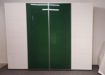 Grote 3m kledingkast ikea pax. Leveren en monteren mogelijk beschikbaar voor biedingen