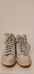 Nike Wmns Dunk Sky Hi, Kleding | Dames, Ophalen, Zo goed als nieuw, Sneakers of Gympen