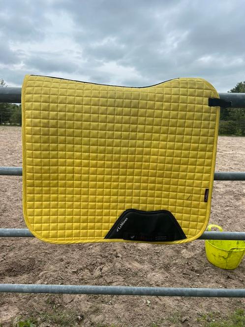 Dekje LeMieux Citron Dressuur L, Dieren en Toebehoren, Paarden en Pony's | Dekens en Dekjes, Zo goed als nieuw, Dekje, Ophalen of Verzenden