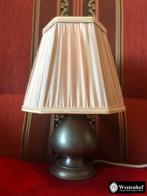 Brocante tafellamp tinnen lampvoet antiek / klassiek, Huis en Inrichting, Lampen | Tafellampen, Ophalen of Verzenden, Gebruikt