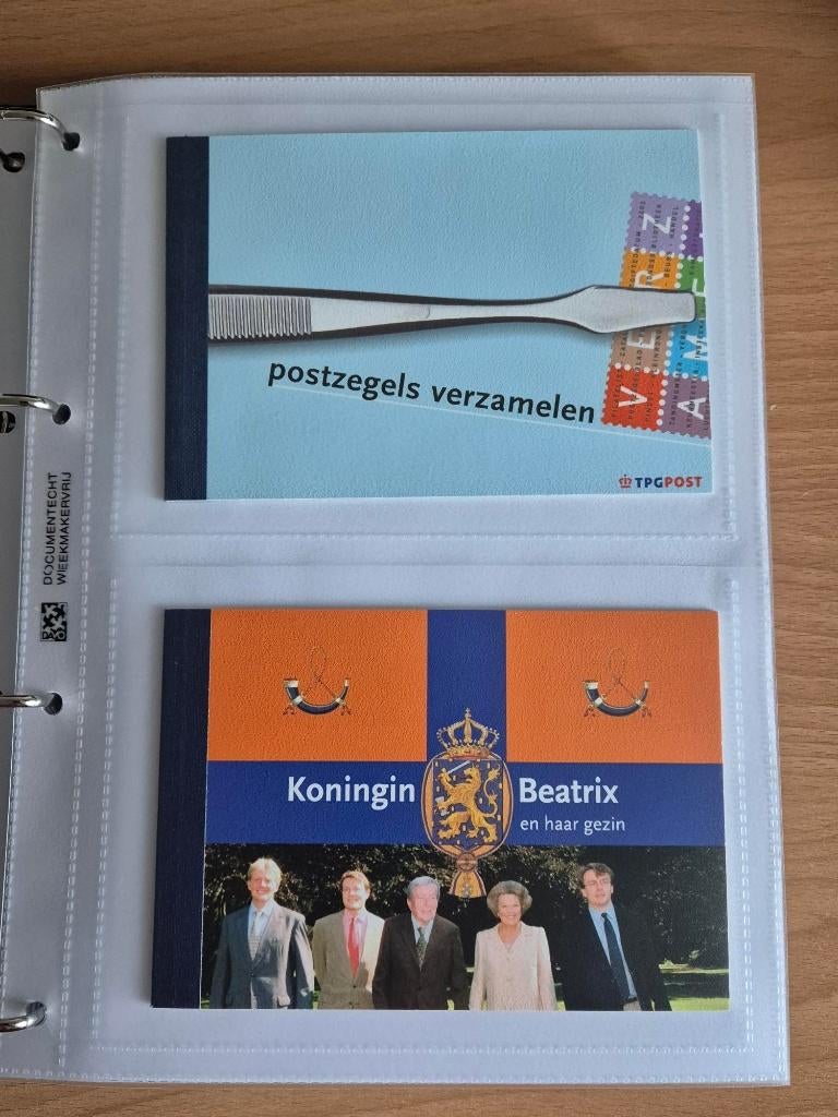 Prestigeboekjes nr 1 t/m 20 in Davos Album met casse, Postzegels en Munten, Verzenden, Postfris