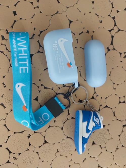 Airpods Hoesje Nike Air Jordan 1 Off-White Blauw Pro 2, Telecommunicatie, Mobiele telefoons | Oordopjes, Nieuw, In gehoorgang (in-ear)
