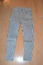 176 broek, Ophalen of Verzenden, Zo goed als nieuw, Meisje, Broek